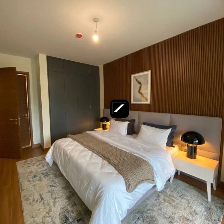 780