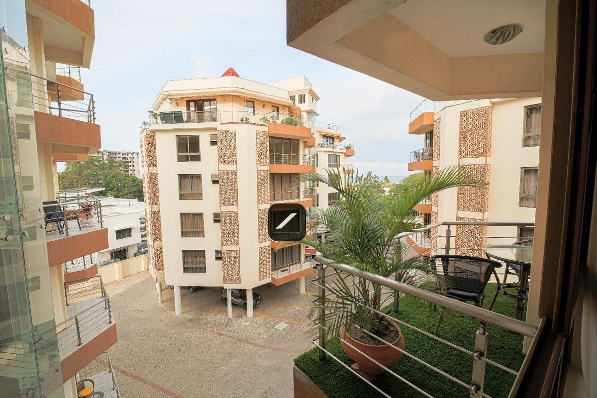 1e2b47fc-6c04-4f11-9cdb-5b415fe8c5f3