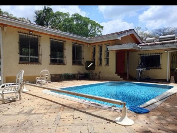 28052831 99e2 4d87 9613 8f354e3b8c3f