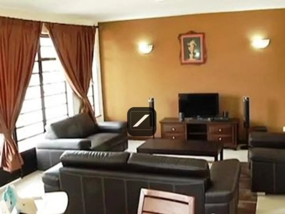 7b5a2a5e ddc3 48e8 bb73 d0c2926703af