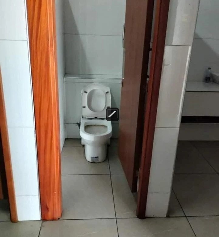 721
