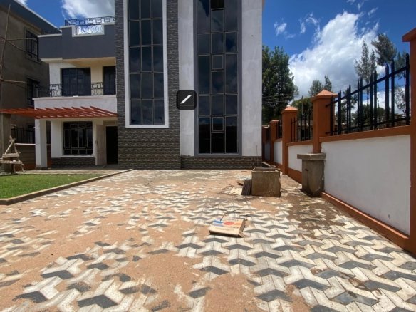 Imgi 24 WhatsApp Image 2024 03 14 at 18.17.46