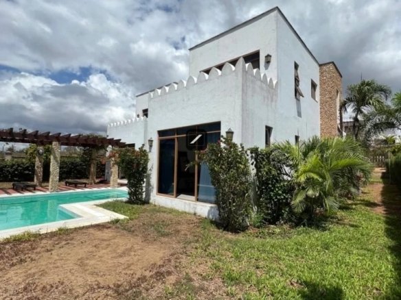 Imgi 24 WhatsApp Image 2024 08 15 at 09.03.18 768x1024